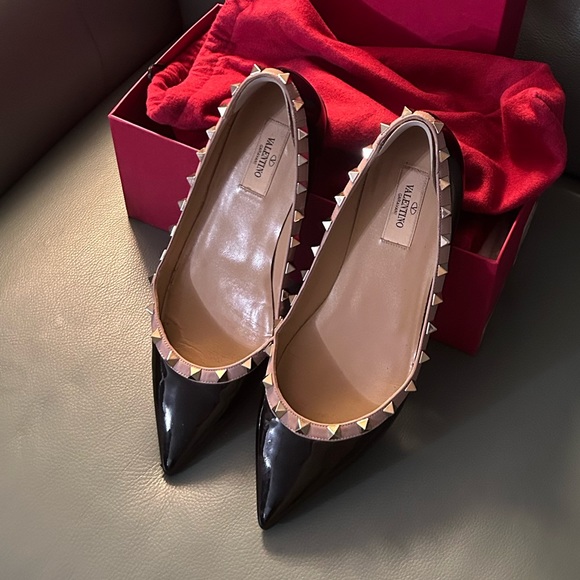 Valentino Flats - Picture 2 of 2